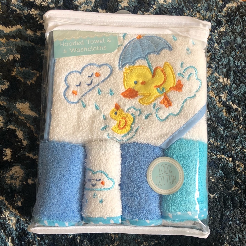 NEW Baby Towel Set